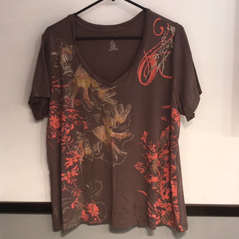 Perfect for fall, t-shirt